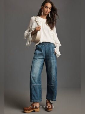 Anthropologie Pilcro The Izzie Relaxed Pull On Barrel Jeans in Palms  Wash